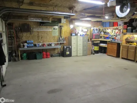 1003 Clark Street Dysart IA 52224