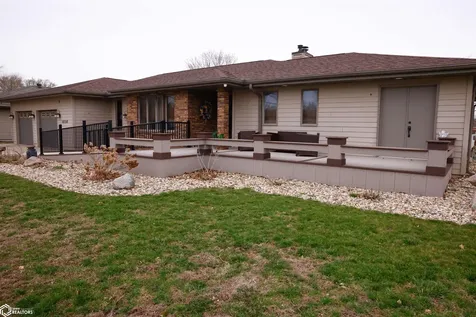 1030 15th Street SE Mason City IA 50401