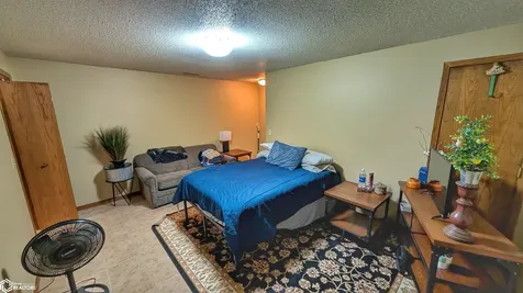 1030 15th Street SE Mason City IA 50401