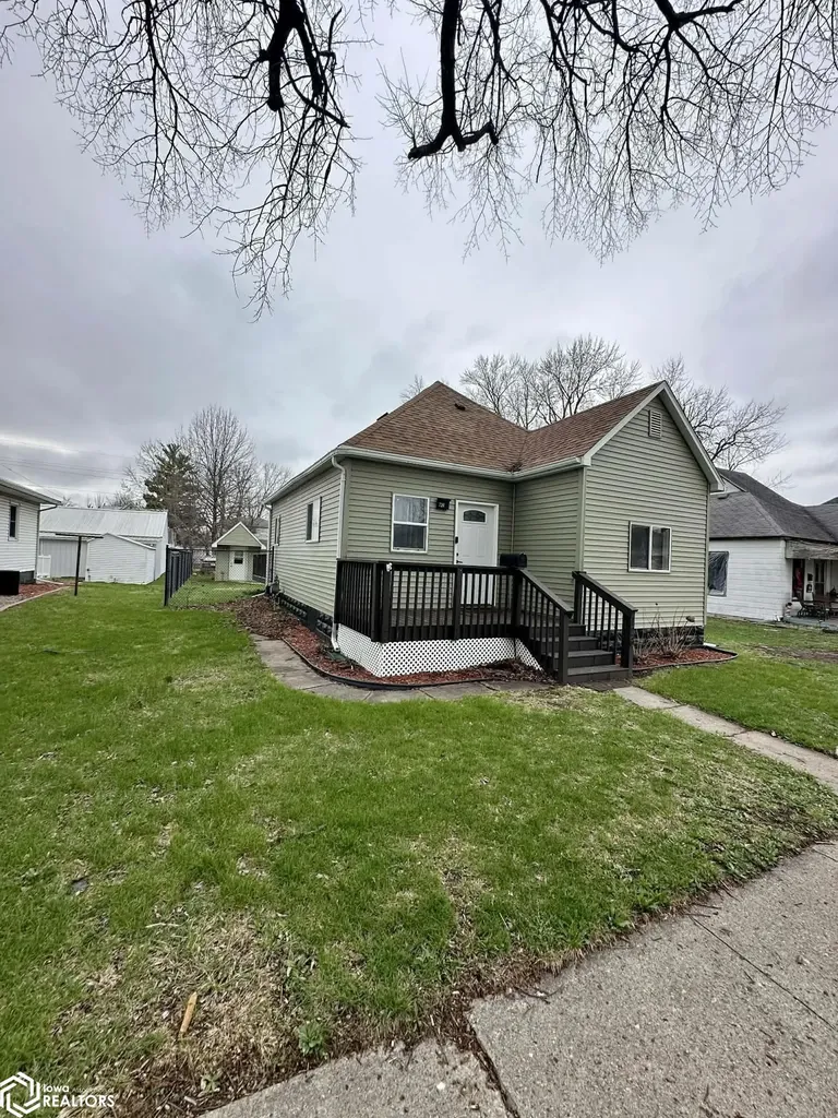 726 Ellis Avenue Ottumwa IA 52501