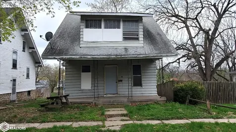 117 N Gunnison Street Burlington IA 52601