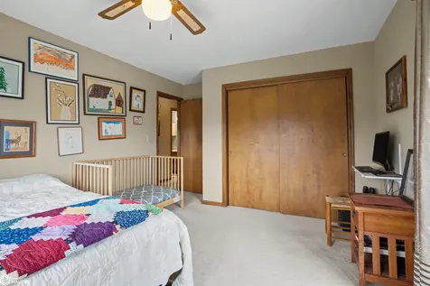 1609 Orchard Meadow Drive Burlington IA 52601