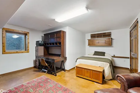 434 Highway 6 Grinnell IA 50112