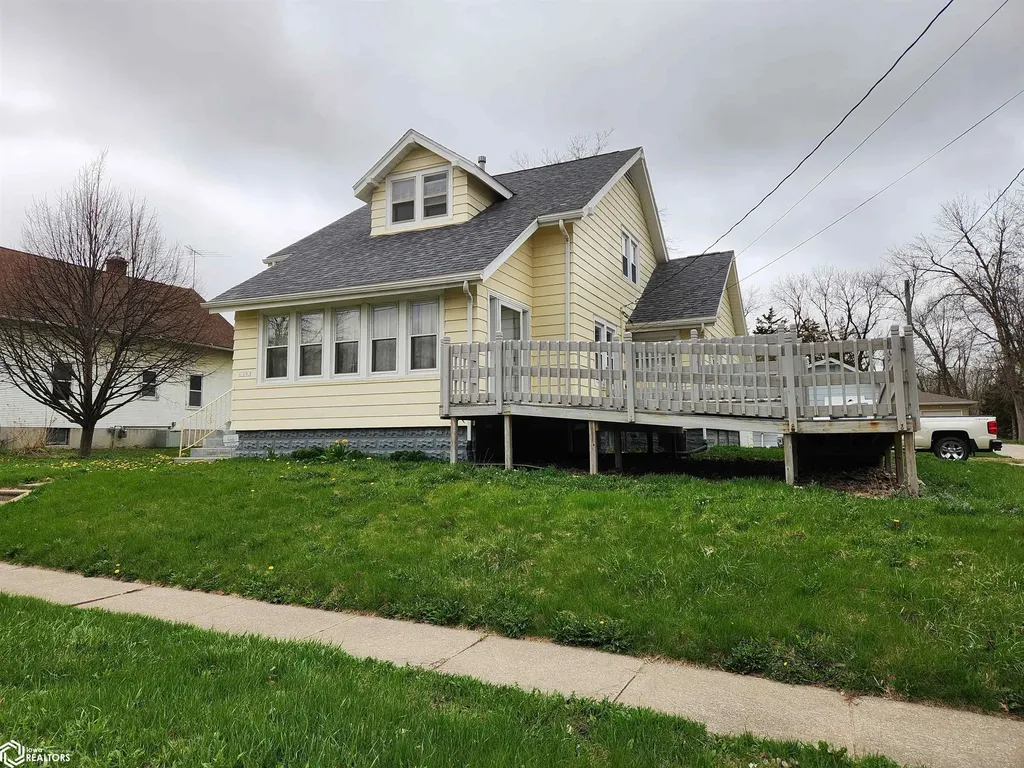 114 N Main Street Traer IA 50675