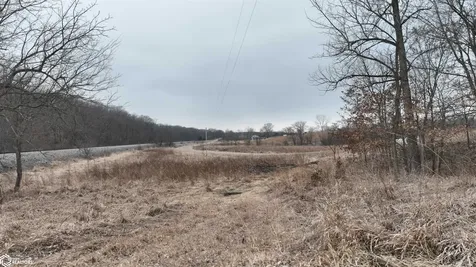 2943 Ia-92 Columbus City IA 52738