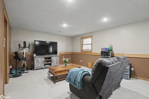 1704 Sioux Street Burlington IA 52601