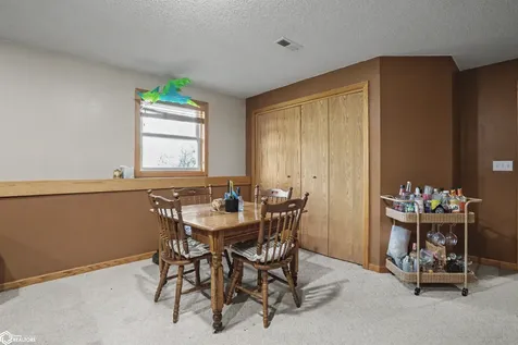1704 Sioux Street Burlington IA 52601