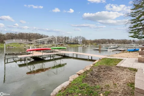 206 Horseshoe Drive Montezuma IA 50171