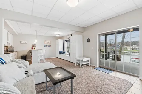 206 Horseshoe Drive Montezuma IA 50171