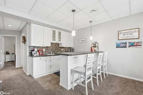 206 Horseshoe Drive Montezuma IA 50171