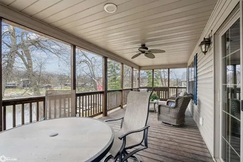 206 Horseshoe Drive Montezuma IA 50171
