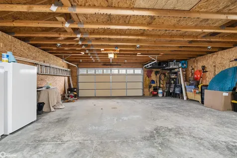 206 Horseshoe Drive Montezuma IA 50171