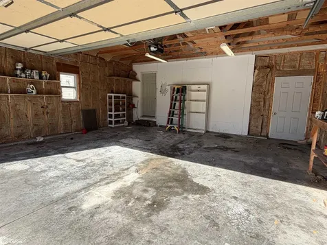 1215 E 8th Street S Newton IA 50208