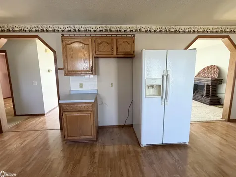 1215 E 8th Street S Newton IA 50208