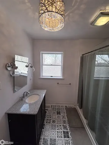 315 N 3rd Street Oskaloosa IA 52577