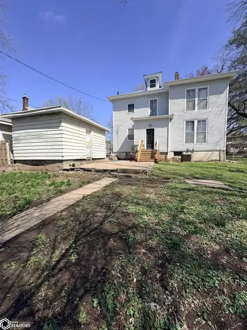 315 N 3rd Street Oskaloosa IA 52577