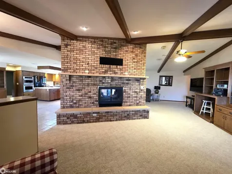 1866 Timber Avenue Charles City IA 50616