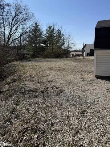 2037 Larry Drive Brooklyn IA 52211