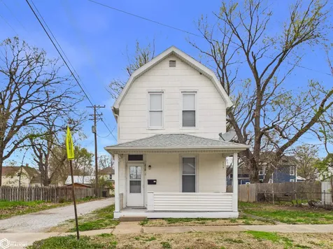218 N 8th Street Keokuk IA 52632