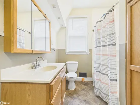 218 N 8th Street Keokuk IA 52632