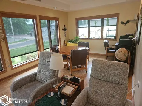 1326 Lakeshore Drive Brooklyn IA 52211