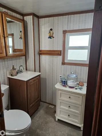 322 S Davis Street Ottumwa IA 52501