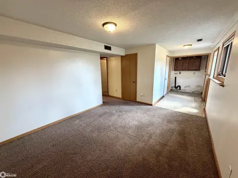 2007 Spring Street Grinnell IA 50112
