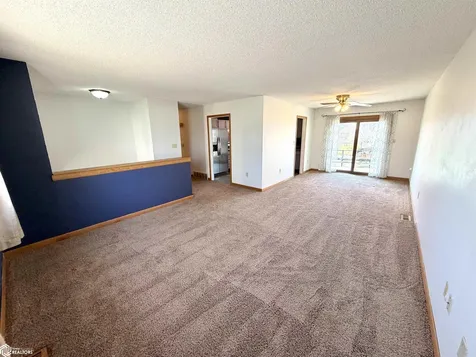 2007 Spring Street Grinnell IA 50112