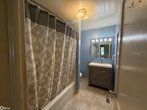 515 Avenue D Fort Madison IA 52627