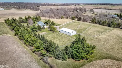 3522 Lori Sue Lane Toddville IA 52341