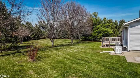 3522 Lori Sue Lane Toddville IA 52341