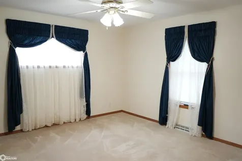 3522 Lori Sue Lane Toddville IA 52341