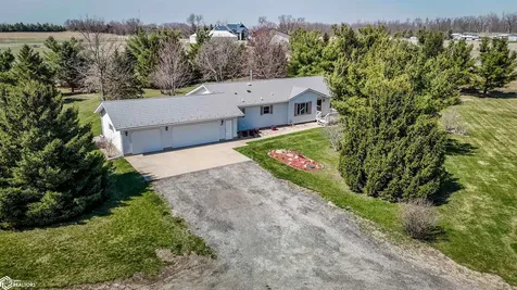 3522 Lori Sue Lane Toddville IA 52341