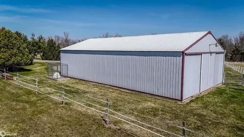3522 Lori Sue Lane Toddville IA 52341