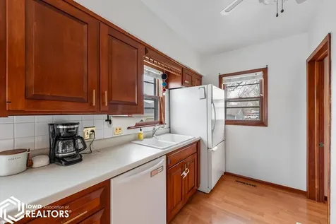 256 S Moore Street Ottumwa IA 52501