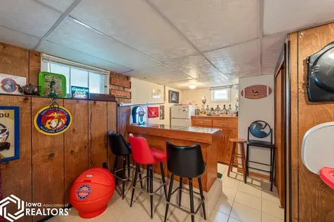256 S Moore Street Ottumwa IA 52501