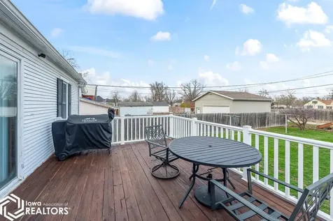 256 S Moore Street Ottumwa IA 52501