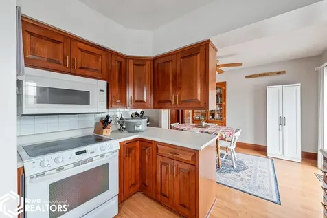 256 S Moore Street Ottumwa IA 52501