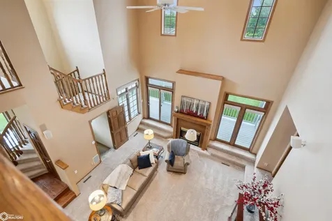 2310 Knollway Drive Marshalltown IA 50158