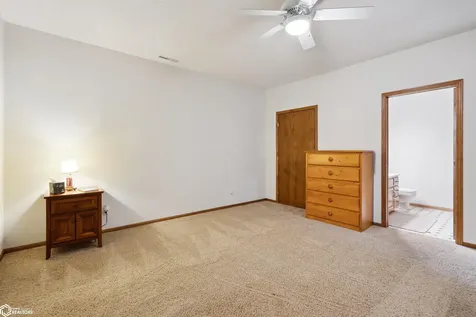 2310 Knollway Drive Marshalltown IA 50158