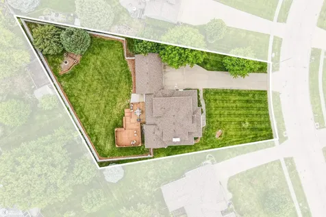 2310 Knollway Drive Marshalltown IA 50158