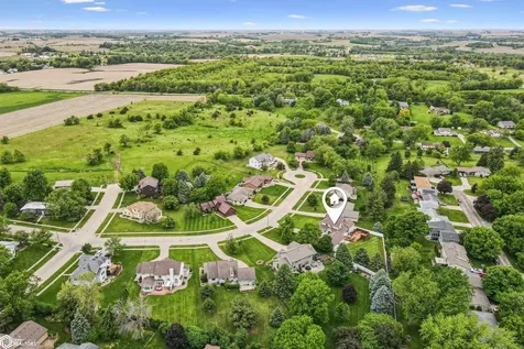 2310 Knollway Drive Marshalltown IA 50158