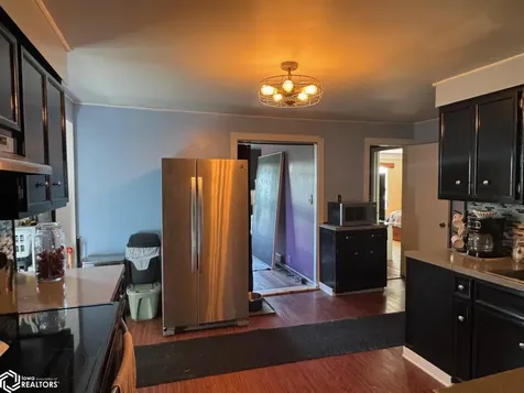207 W Madison Street Toledo IA 52342