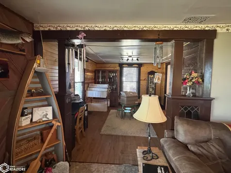 207 W Madison Street Toledo IA 52342