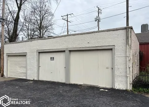 120 S Main Street Fairfield IA 52556