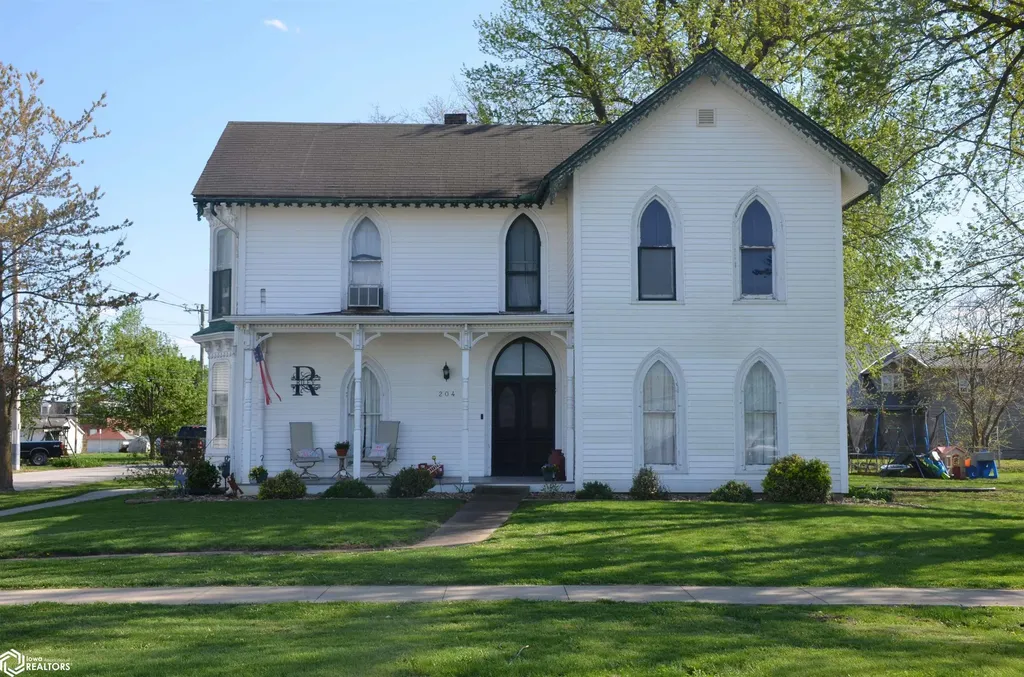 204 B Avenue W Albia IA 52531