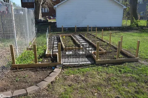 204 B Avenue W Albia IA 52531