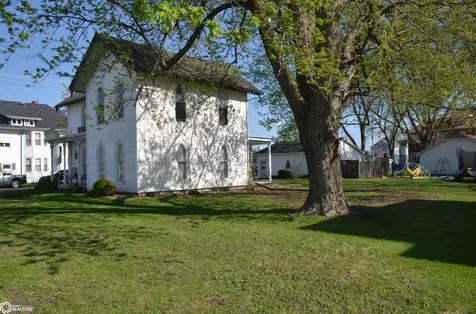 204 B Avenue W Albia IA 52531
