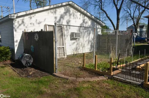 204 B Avenue W Albia IA 52531