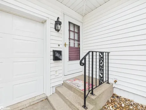 1404 N Van Buren Avenue Ottumwa IA 52501